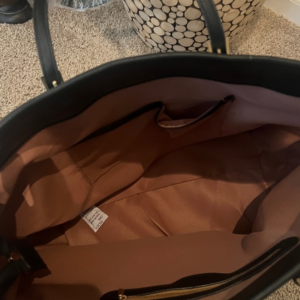 Purse - Picture 7 of 8